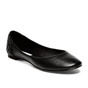 Steve Madden KLUTCH Flats 🥿